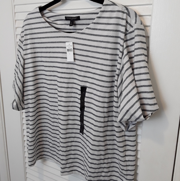 Striped Shirt w/ twisted short sleeves Top - Picture 6 of 8